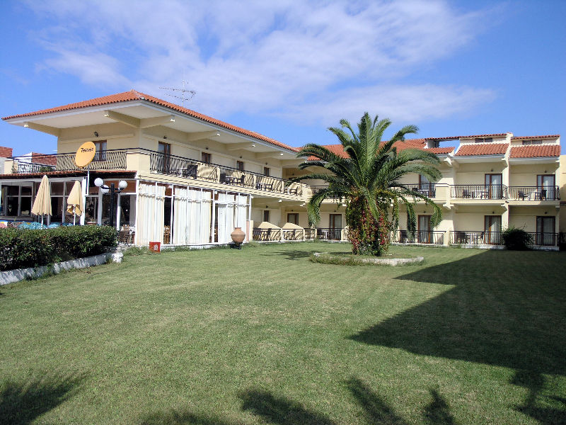 Aristotelis Hotel *